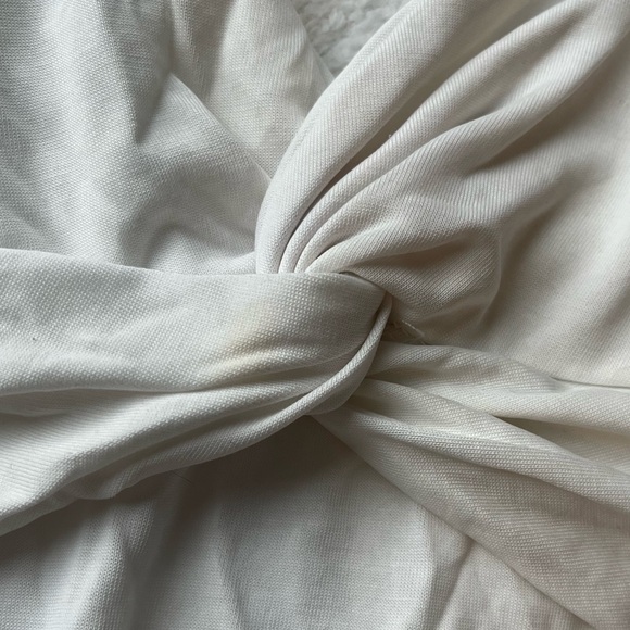 UO Knot Detail Bodysuit - Picture 3 of 4